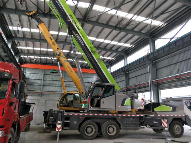 惠农区高空车出租需要注意哪些安全事项？